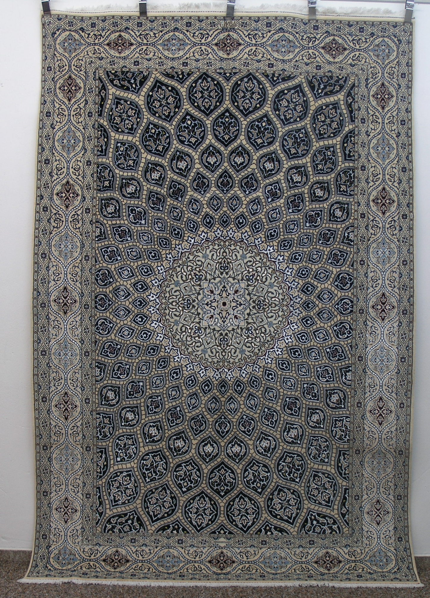 Persian Carpet Nain6la (Habiebian)