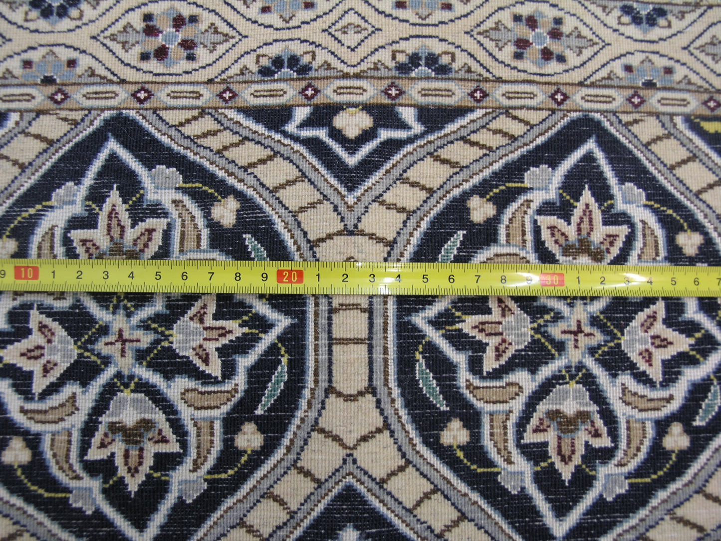 Persian Carpet Nain6la (Habiebian)